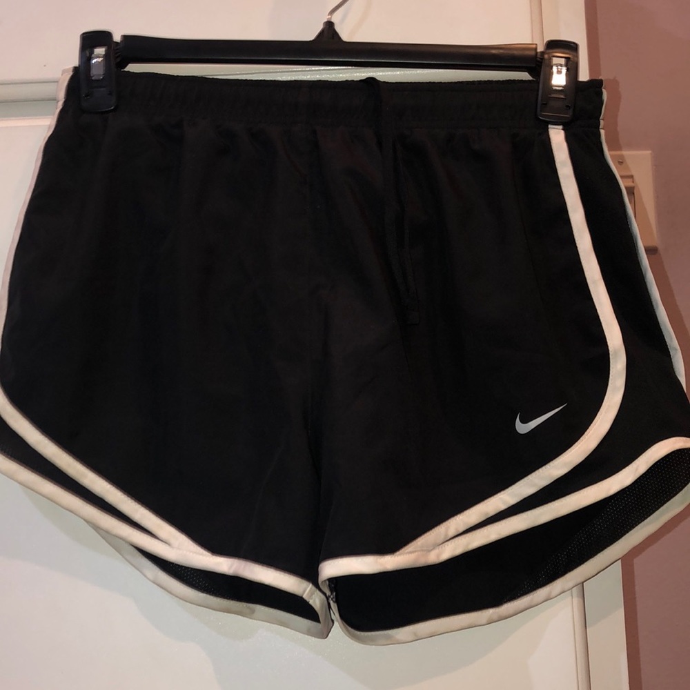 Women’s Nike Shorts size medium